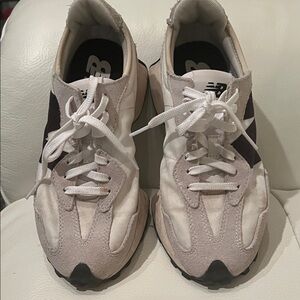 New Balance 327 White, Light Gray & Black Retro Runner Sneakers